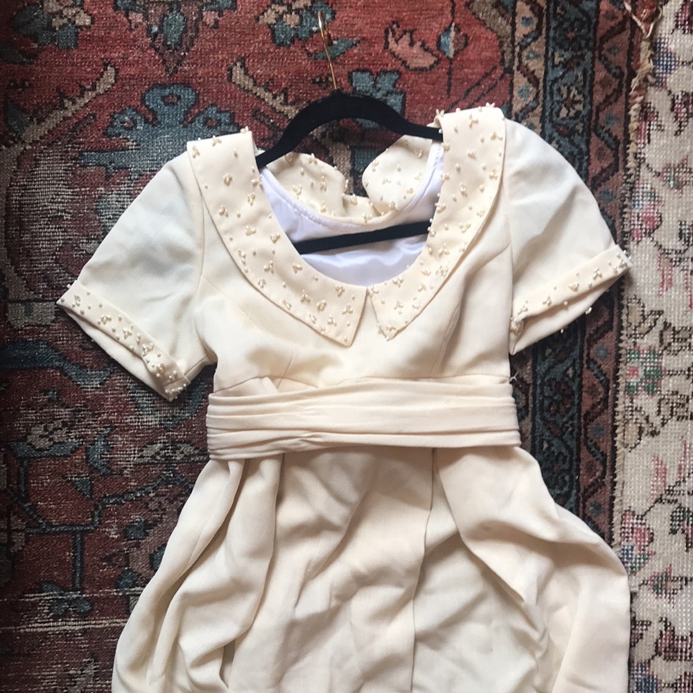 Empire waisted, peter pan collar vintage dress